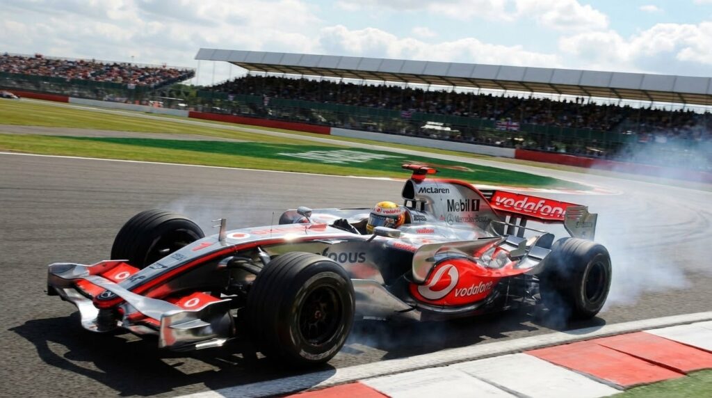Ferrari is called before stewards at the Japanese Grand Prix