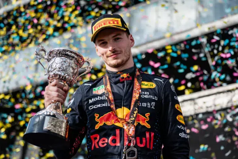 Max Verstappen crushes the Italian Grand Prix: a victory beyond dispute!