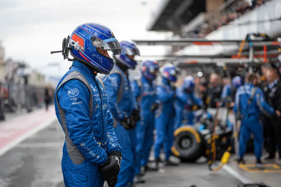 Alpine faces a tough choice for the next season