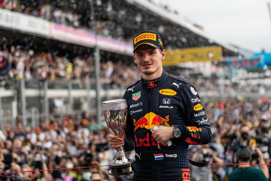 Max Verstappen crushes the Italian Grand Prix: a victory beyond dispute!