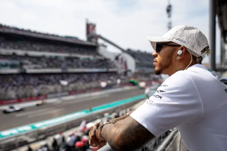 Ferrari replaces Hamilton: will he be there for the Mexican GP?