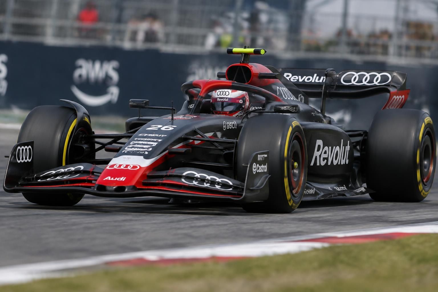 audi has made a major senior appointment as its debut formula 1 season approaches its finale, signaling a key move for the team’s future.